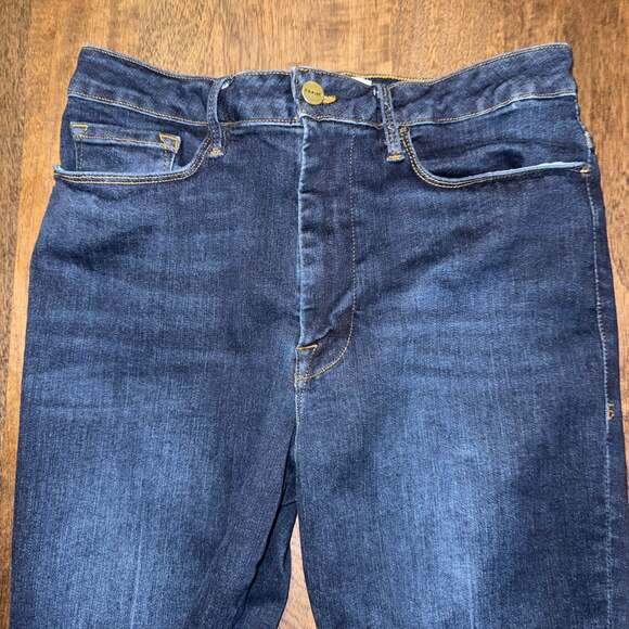 FRAME Le One Skinny Jeans - Picture 2 of 7